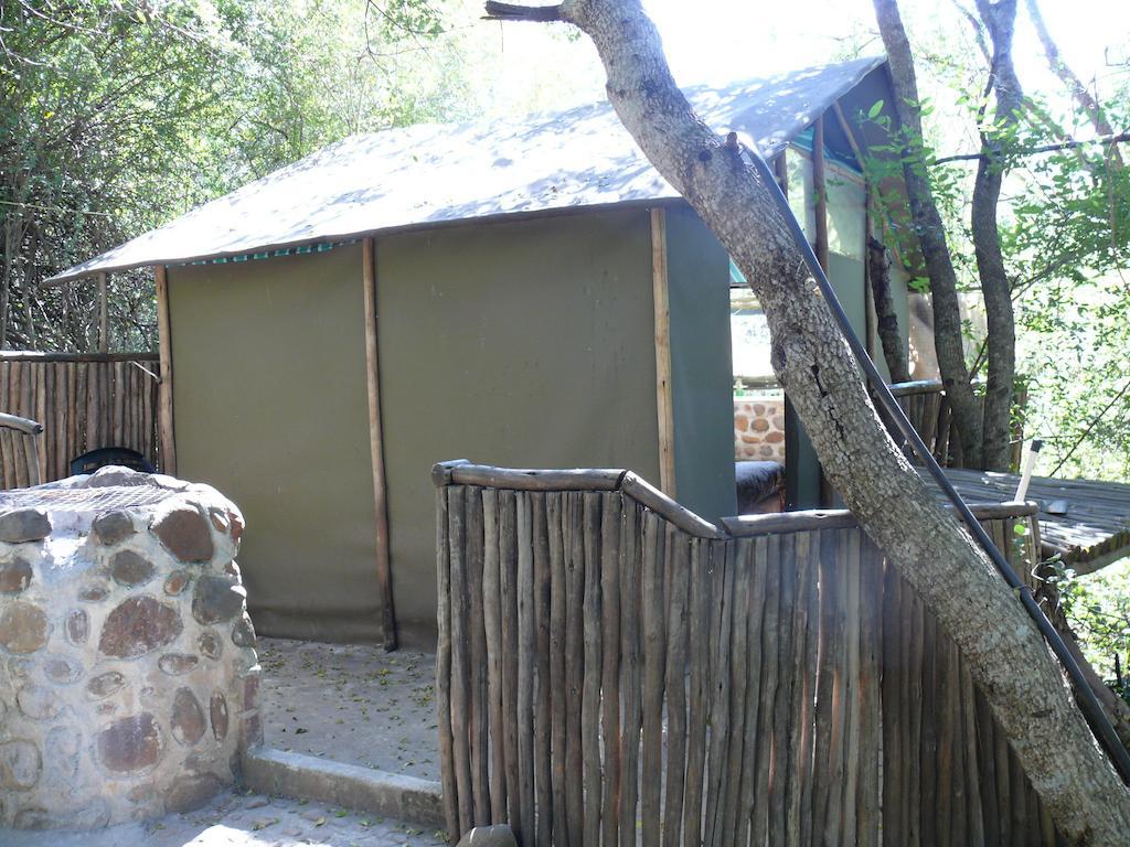 Amanzimlotzi Riverside Bush Camp Hoedspruit Værelse billede